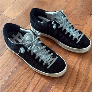 P448 Zebra Metallic Sneakers